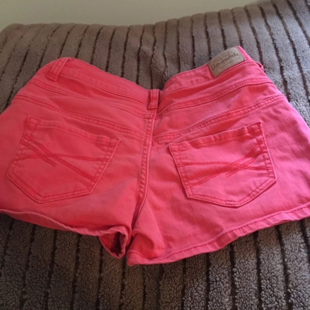 Shorts - Picture 5 of 5
